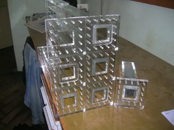 Acrylglas-Arbeit von Artiplex